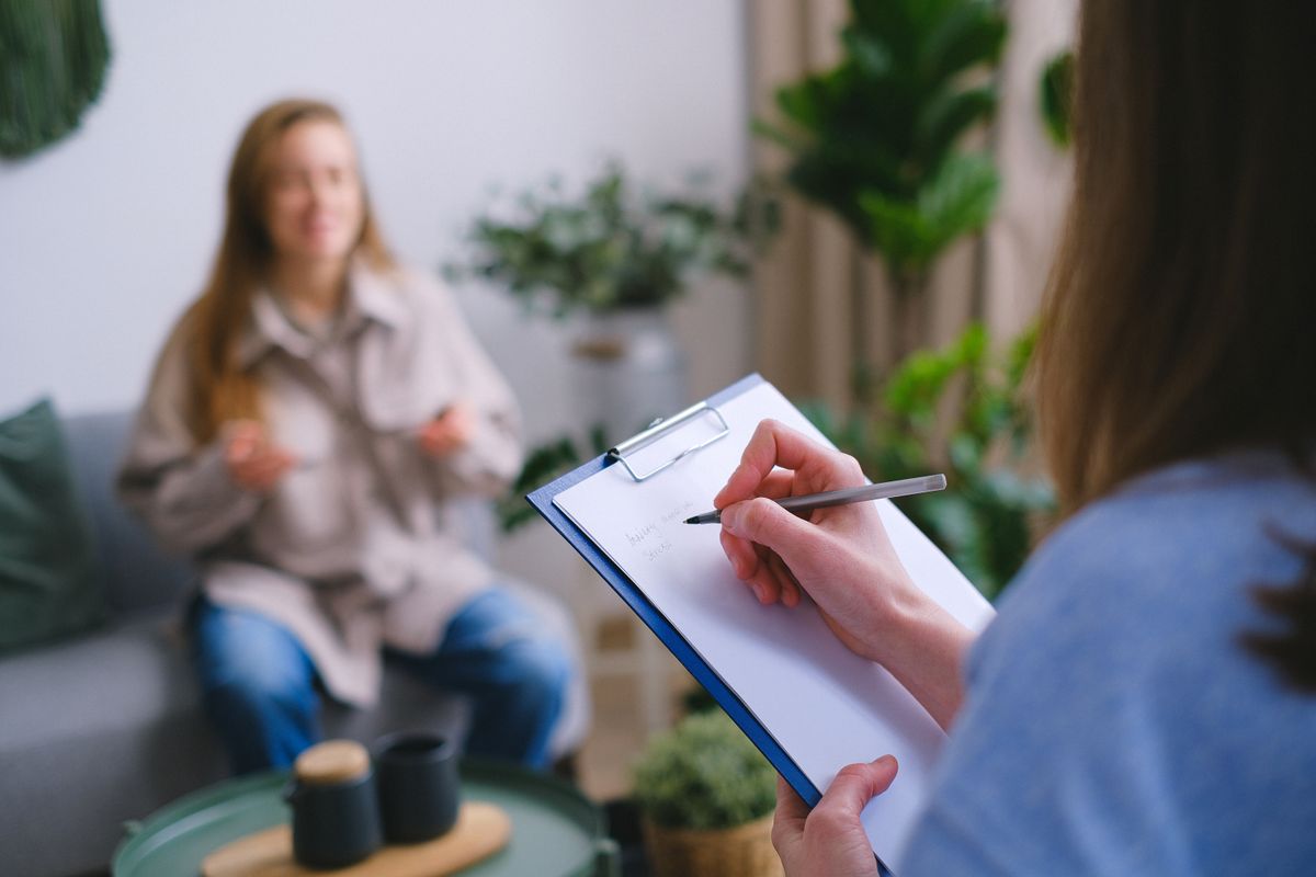 Conversación de asesoría, fotografía ilustrativa